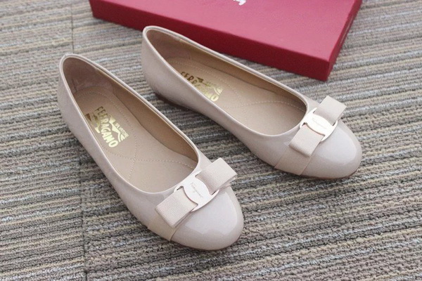 Ferragamo Shallow mouth flat shoes Women--021